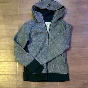 Lululemon Athletica Heathered GreenZip-Up Scuba